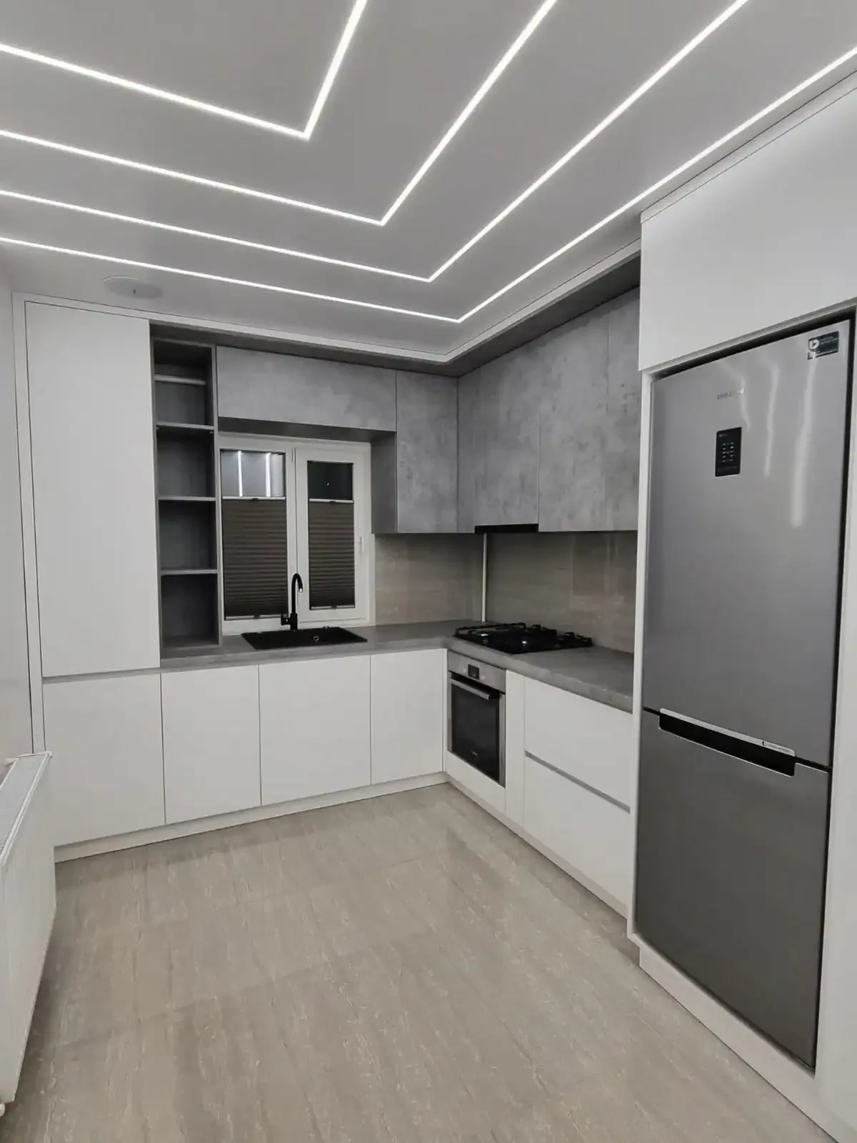 Bucătărie modernă la comandă DASC MOB DESIGN